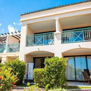  Appartement Guestready - Lovely With A Pool And A Sea View